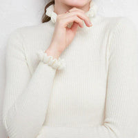EMILIA – Herbstpullover aus weichem Stoff in Weiß