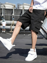 Kurze Cargo-Shorts mit mehreren Taschen für Herren | Ideal für den Sommer in Schwarz