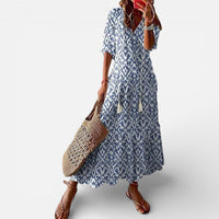 Fiona | Damen Maxikleid Kurzarm V-Ausschnitt Blumenmuster Romantisch in Blau