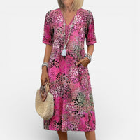 Aurore | Damen Midikleid V-Ausschnitt Muster Feminin Elegant Modern in Rosa
