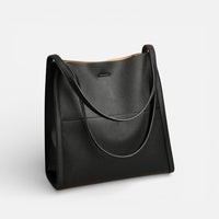 Hanna | Damen Schultertasche Großes Hauptfach Elegant Schlicht Modern in Schwarz