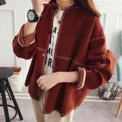 JANE - Modische Damenstrickjacke für einen trendigen Look
