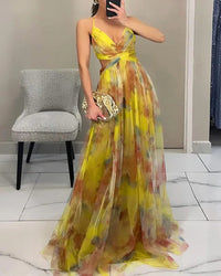 Katharina | Florales Maxikleid mit fließender Silhouette in Gelb