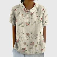 Kurzärmelige Damenbluse mit Blumenmuster und Bubikragen in Weiß 4