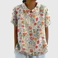 Kurzärmelige Damenbluse mit Blumenmuster und Bubikragen in Weiß 6