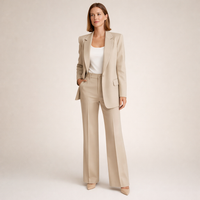 Lena | Damenanzug mit Schlaghose und Knöpfen in Beige
