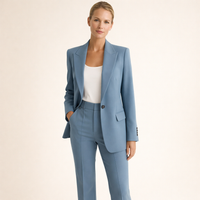 Lena | Damenanzug mit Schlaghose und Knöpfen in Marineblau