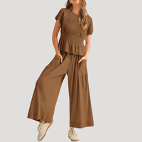Lillian | Damen Kurzarm Zweiteiler Set Weite Hose in Braun