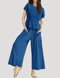 Blau