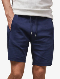 Marineblau
