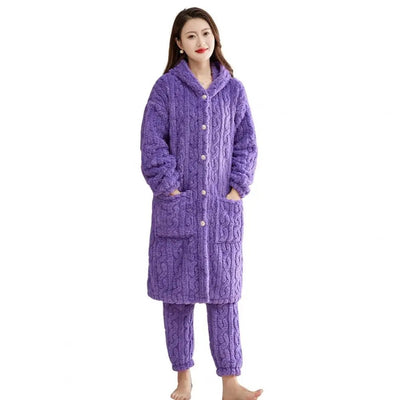 Kiara - Bademantelset mit Dickem Fleece-Bademantel mit Kapuze und Passender Hose für Frauen