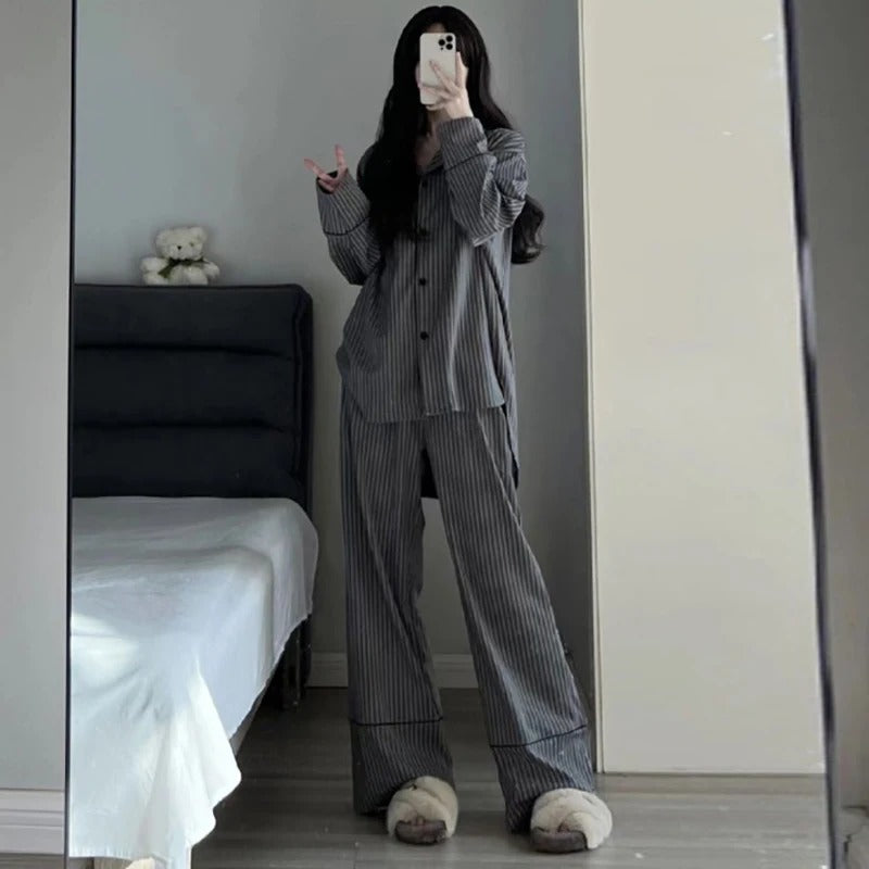 Mia - Gestreiftes Pyjama-Set mit langen Ärmeln und Passender Pyjama-Hose für Frauen