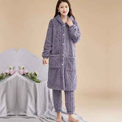 Kiara - Bademantelset mit Dickem Fleece-Bademantel mit Kapuze und Passender Hose für Frauen