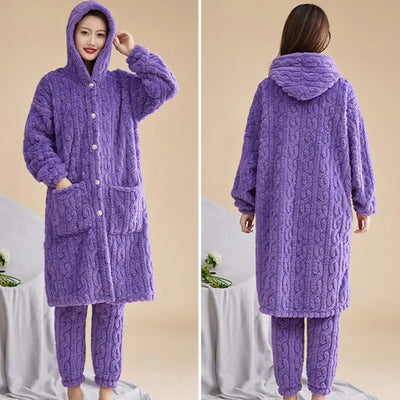Kiara - Bademantelset mit Dickem Fleece-Bademantel mit Kapuze und Passender Hose für Frauen