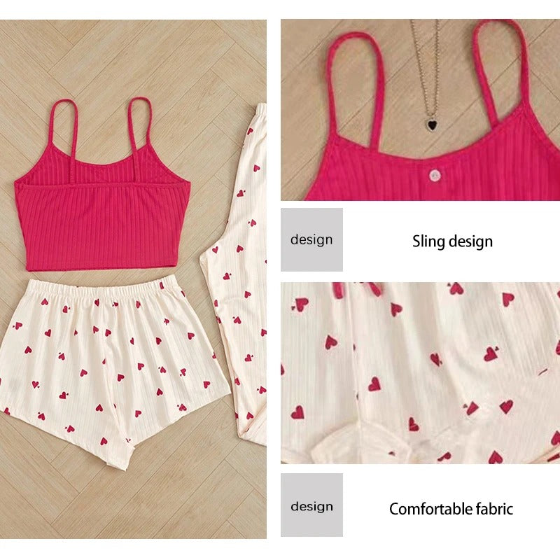 Lina - Dreiteiliges Nachtwäsche-Set mit Herzchen-Aufdruck für Frauen