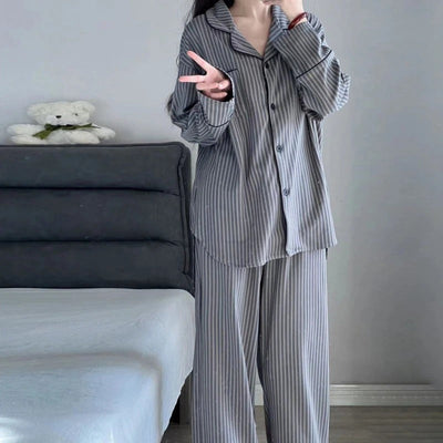 Mia - Gestreiftes Pyjama-Set mit langen Ärmeln und Passender Pyjama-Hose für Frauen