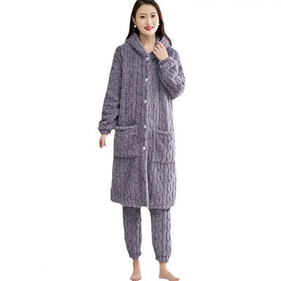 Kiara - Bademantelset mit Dickem Fleece-Bademantel mit Kapuze und Passender Hose für Frauen