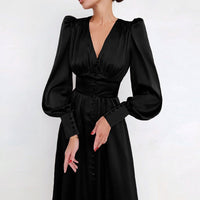 Marlina | Damen V-Ausschnitt Langarm Midikleid in Schwarz