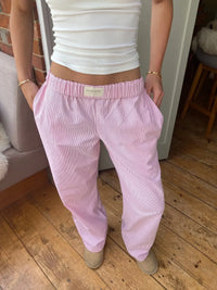Stockholm | Damen Hose Skandinavisch Modern Elegant Clean Casual in Rosa