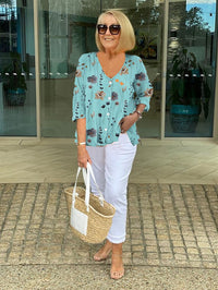Frida | Florale Bluse mit V-Ausschnitt in Blau