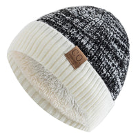 Romy | Damen Gefütterte Retro Strickmütze in Weiß