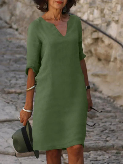 Aurica  - Elegantes Und Feminines Kleid Mit V-Ausschnitt