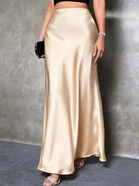 Satinrock mit hoher Taille in Champagner