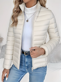 Sophie | Leichte Elegante Daunenjacke in Creme