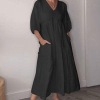 Kyra | Bequemes Kleid mit V-Ausschnitt in Schwarz