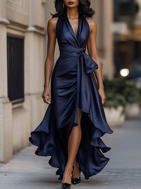 Stephanie | Dramatisches Satin-Maxikleid in Marineblau