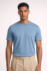 Herren T-Shirt - Klassisch | Rundhals & Kurze Ärmel in Hellblau
