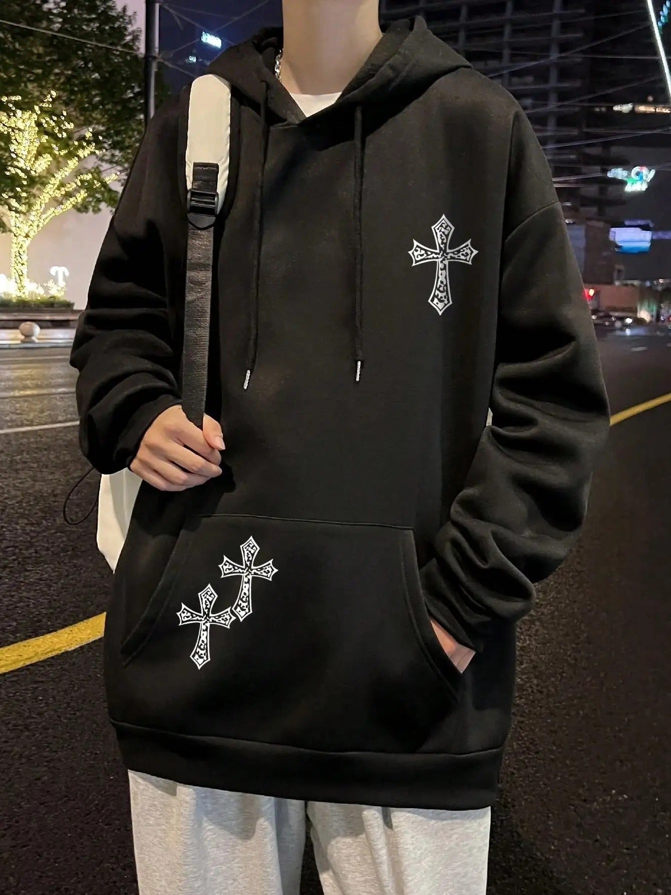 Darius - Herren Hoodie mit Kreuz-Print