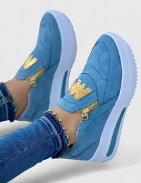 Blau