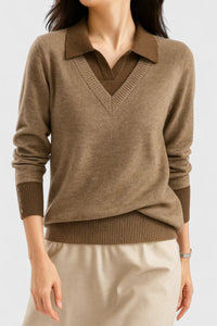 Camila | Damen V-Ausschnitt Polo-Kragen Pullover mit Knopfärmeln in Braun