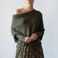 Xanthe | Damen Asymmetrischer Off-Shoulder Pullover in Grün