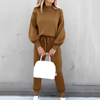 Cyntia - Komfortables, gemütliches Loungewear-Set für Damen in Braun